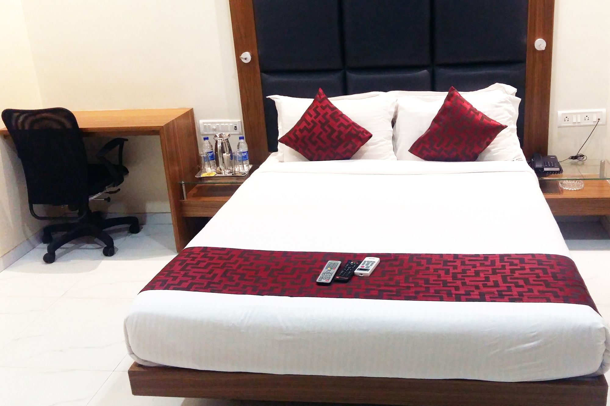 مومباي Hotel Address Inn المظهر الخارجي الصورة